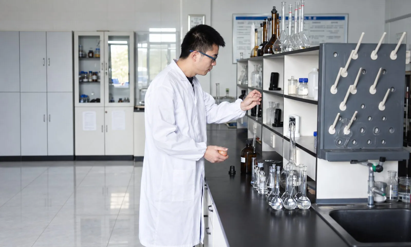 Technician working in the Yangzi Floor testing laboratory