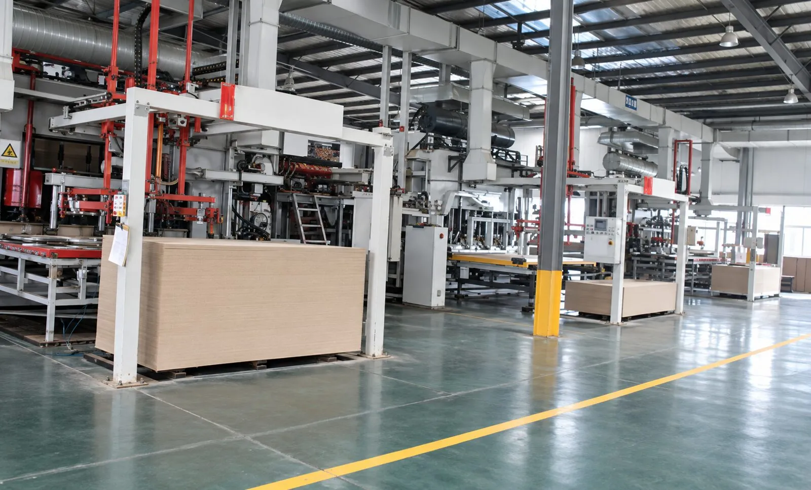 Veneer processing workshop